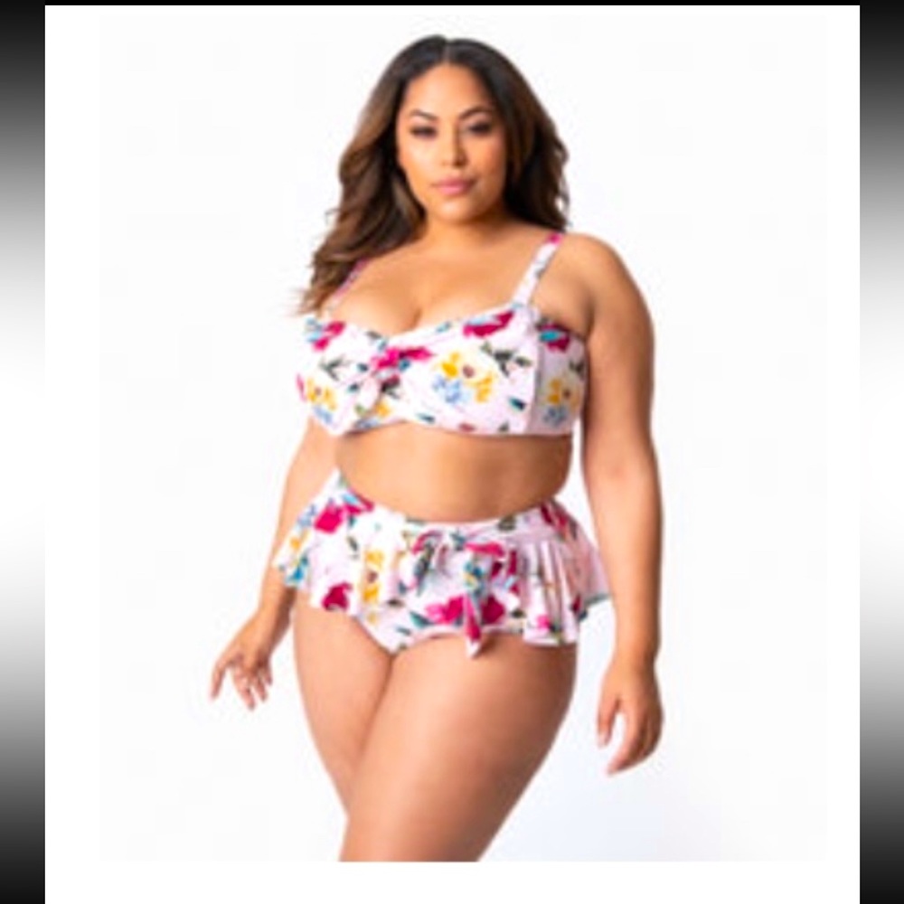 NWOT Unique Vintage Floral Bikini with Front Faux Bow and Wrap Illusion Bottom